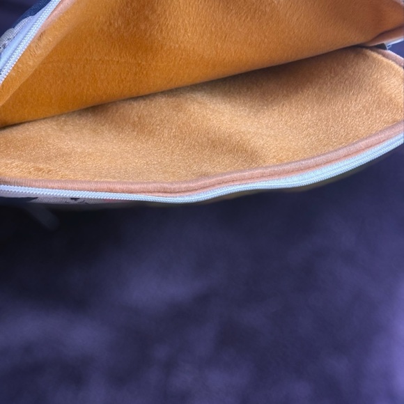 14 inch Floral Laptop Sleeve with front pocket - Picture 6 of 7